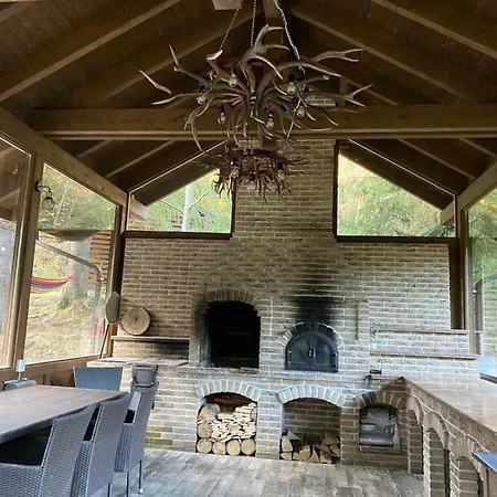 Lodge Cabana Patrick Transrarau Pojorita